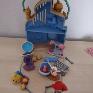 Disney Animators Collection Littles Little Mermaid Set Mini Figure Ariel Castle